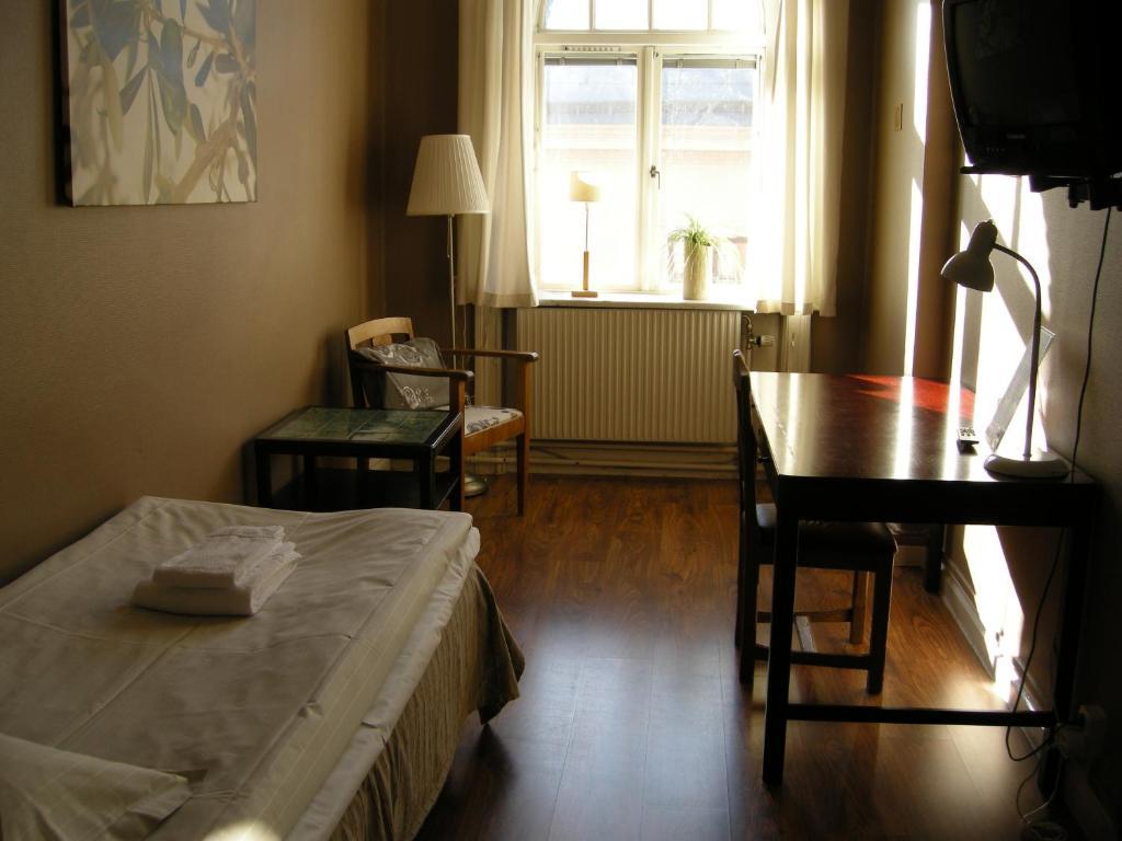 Jaernvaegshotellet Gävle Quarto foto
