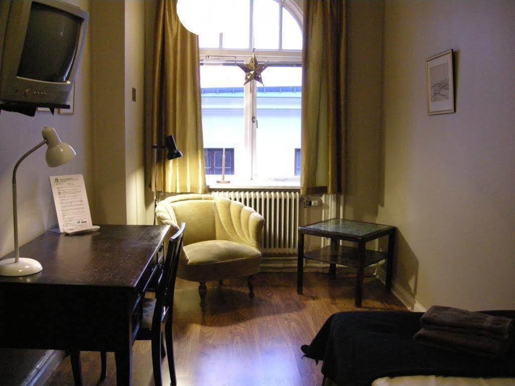 Jaernvaegshotellet Gävle Exterior foto
